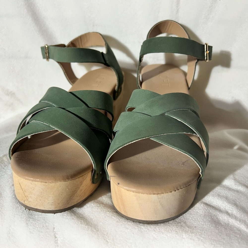 LOFT Olive Green Strappy Leather clog chunky block heel  Platform Sandals size 7 - Picture 3 of 11